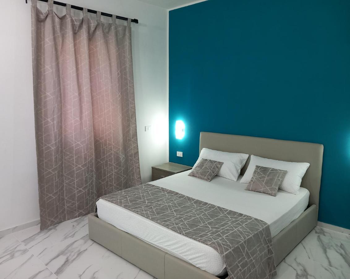 Jacuzzi Suite King Marsala Bagian luar foto